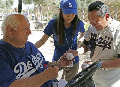 【画像・写真】明大　ドジャースのマイナーと練習試合　プロと特例で対戦実現