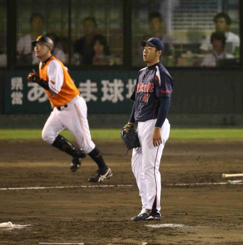 赤川４失点ＫＯで小川監督バッサリ「あれくらいの球じゃ」
