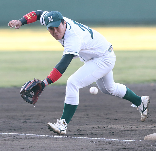 阪神ドラ３陽川“井端グラブ”で三塁獲りを！