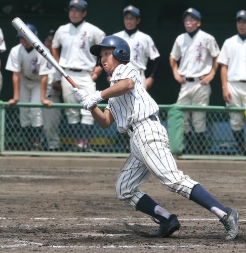 【画像・写真】吉村Ｊｒ　不屈の４出塁　ケガ乗り越え立教新座けん引