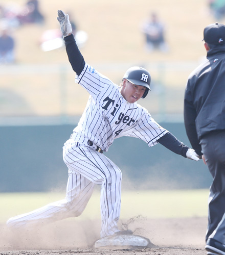 梅ちゃんも走れ！和田監督100盗塁指令　61年ぶり30盗塁トリオ誕生だ