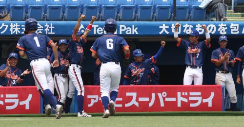 【画像・写真】東亜大　７年ぶり勝った！７番金原全３打点、１年福岡好投