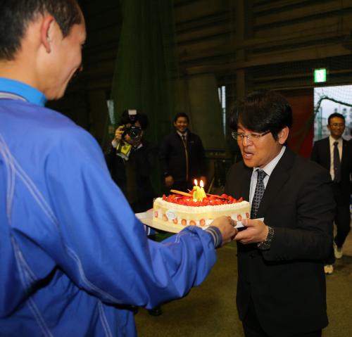 花咲徳栄　３年ぶり出場、岩井監督誕生日に吉報「恥ずかしくない試合を」