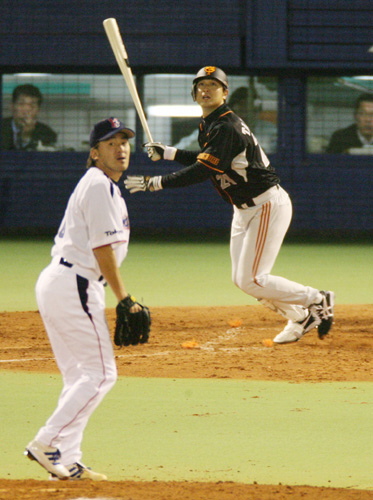 石井氏と由伸監督　中学時代から対戦、プロ初打席でも対峙