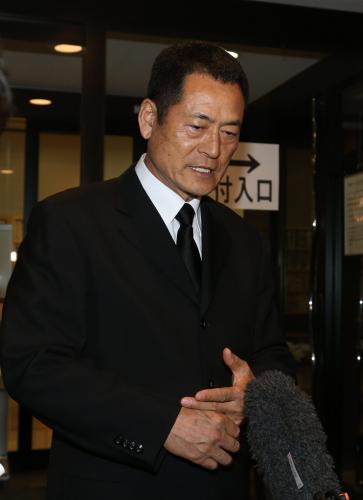 中畑氏「兄貴」山本さんへの恩返し約束　武白志大成見届ける