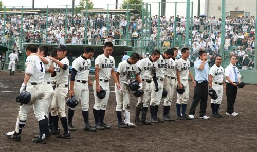 【大阪】ＰＬ９人最後の夏は初戦で散る　０勝ナイン意地見せたが…