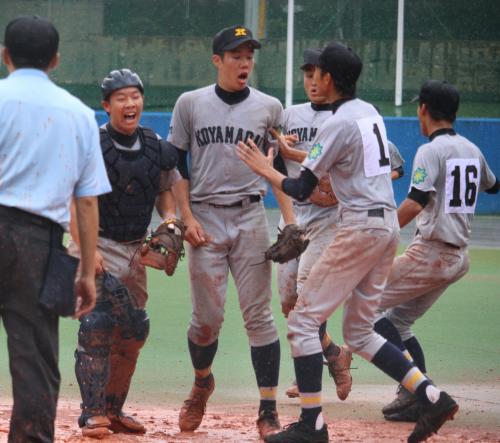 【東東京】都小山台　初回０―１０からミラクル大逆転劇