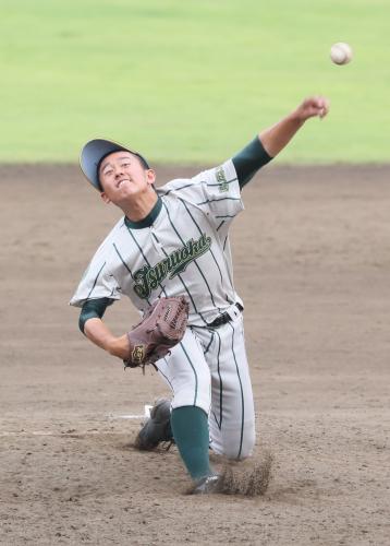 【山形】鶴岡東　４投手継投で接戦逃げ切る「甲子園でも４人で…」