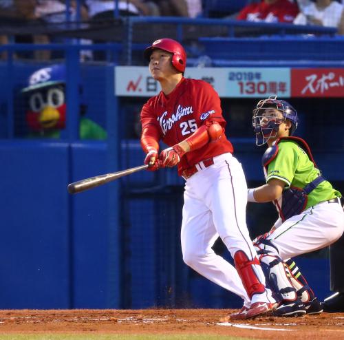 【画像・写真】広島・新井が通算300号！史上最遅2179試合目の到達「よかったです」