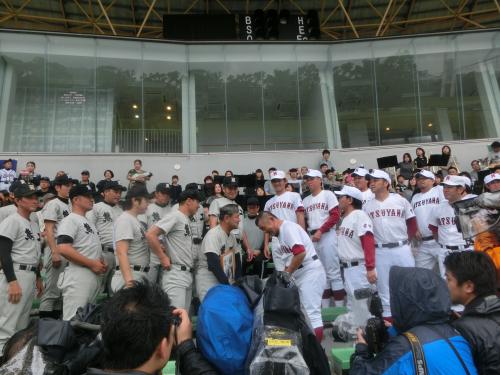 【画像・写真】松山商ＶＳ熊本工　伝説“再戦”　試合は雨で中止もトークショー