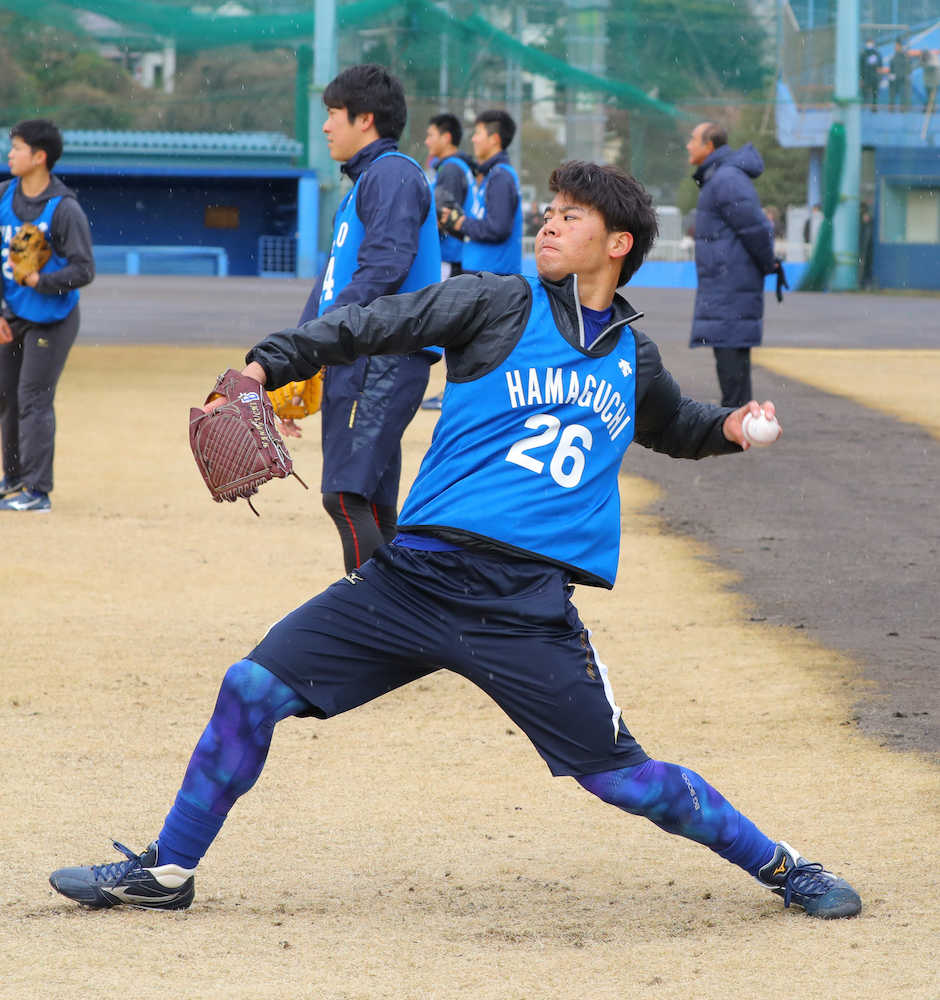 ドラ１浜口　目標は「一」早くプロ１勝＆日本一に