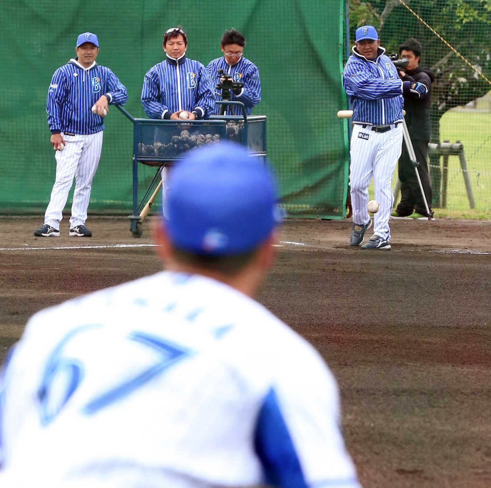 ラミ監督　元同僚・田中浩に２０６本ノック「見ていて安心」