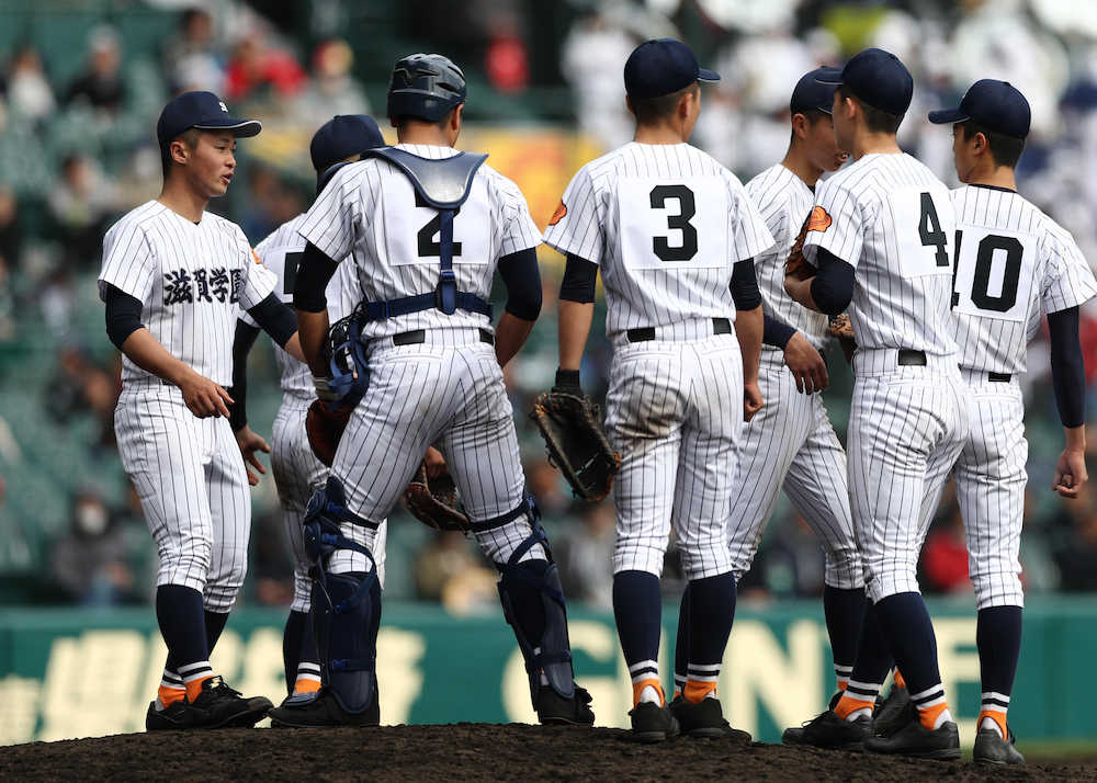 【甲子園百景・春】滋賀学園　昨春８強の立役者が伝令で奮闘