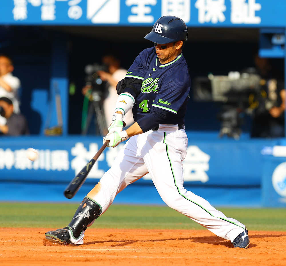 雄平　プロ野球最多タイ４二塁打　元同僚岩村以来「覚えています」