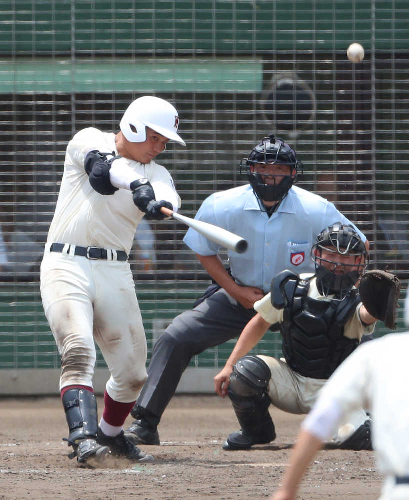 【西東京】清宮が高校通算１０５号の満塁本塁打　「前の打席の感覚を修正した」