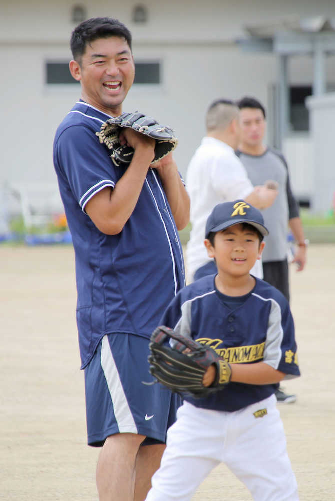 斎藤隆氏、仙台で野球教室開催「野球ずっと続けてほしい」