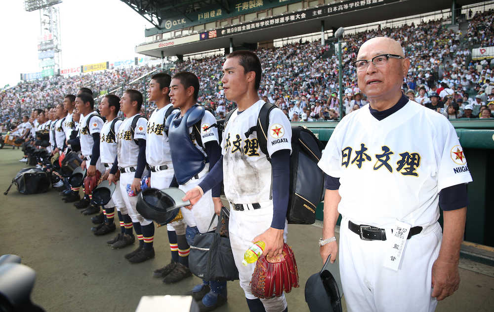日本文理主将の笠原　今大会で勇退の大井監督と「１日でも長く一緒に野球がしたい」