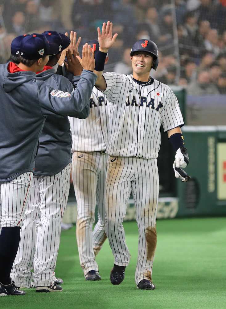 大会ＭＶＰに侍Ｊ外崎　ベストナインに田口ら最多５人選出