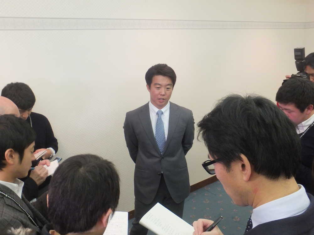 ＦＡ鶴岡　“古巣”日本ハムと交渉に前向き「優勝するための一つのピースに」