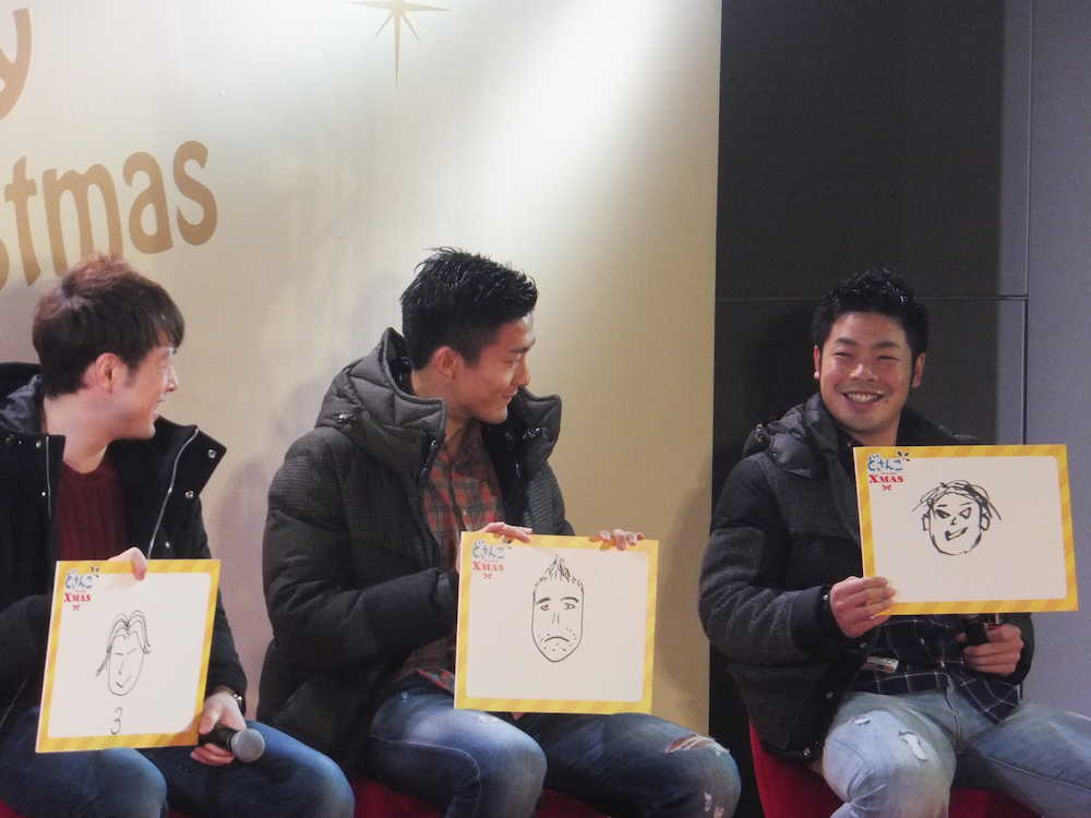 札幌市内で行われたトークショーで先輩の西川の似顔絵を披露した日本ハム・近藤（右端）