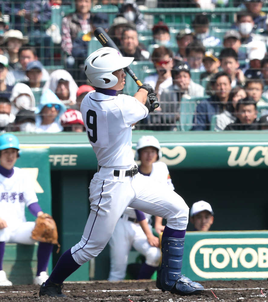 “日本一の強肩”延岡学園・柳川　大きな２点適時二塁打！夏こそ柵越えだ