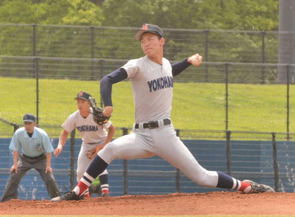 横浜の２年生左腕・及川　ＭＡＸ１５０キロマーク　エースが１回持たずに降板で緊急救援