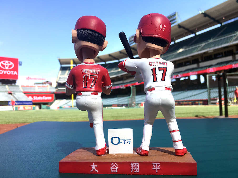 【画像・写真】大谷　欠場も“二刀流人形”人気　４万４０２７人チケット完売