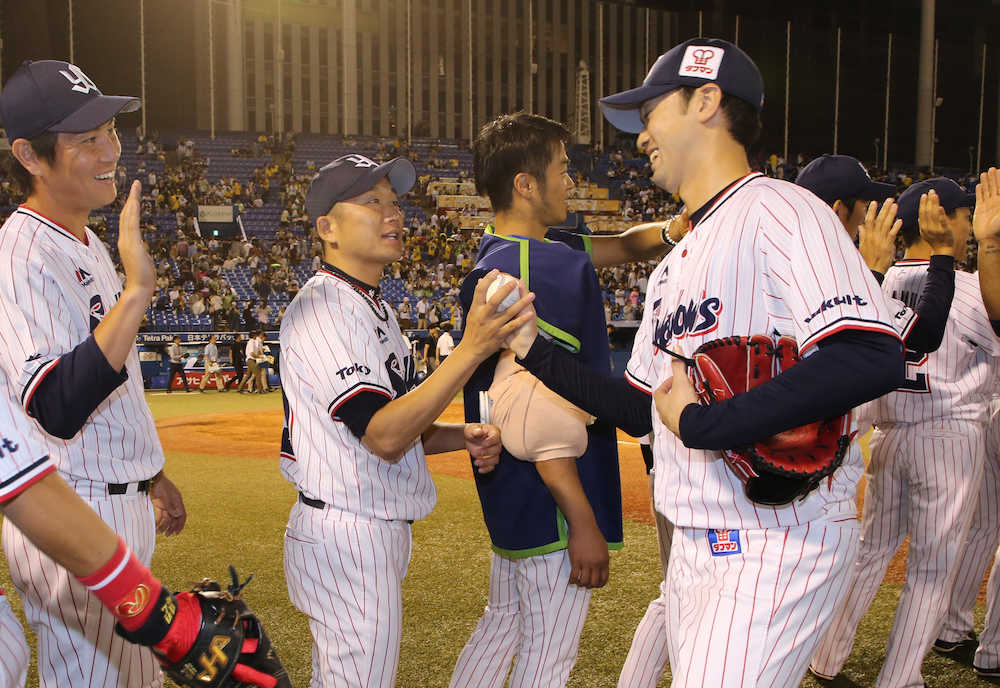 【画像・写真】ヤクルト、石川―石山で秋田リレー　金足農旋風乗った　３カード連続勝ち越し