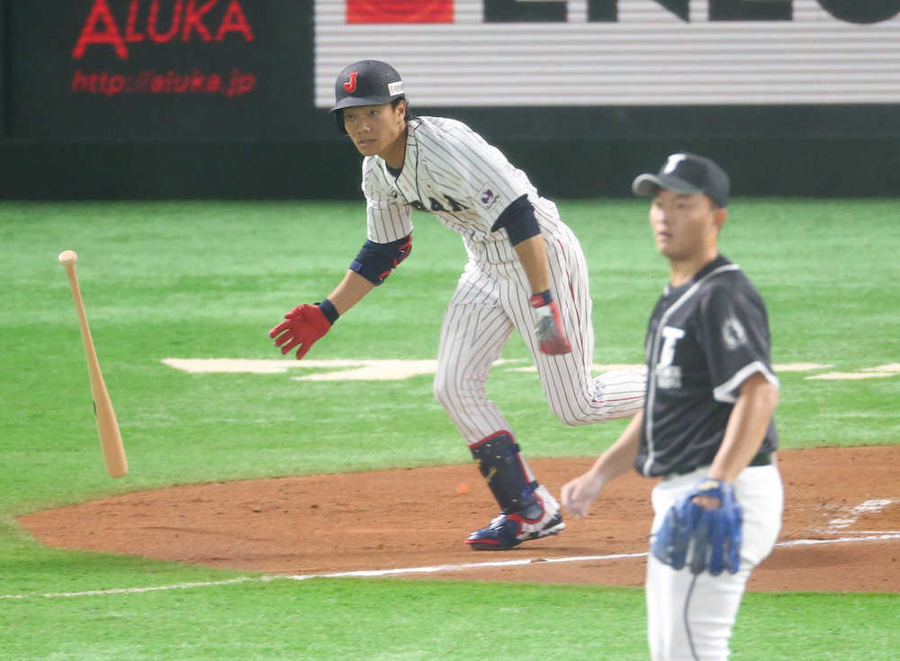 初選出の侍Ｊ田中和　ようやく６回チーム初安打　３回好捕に続くアピール