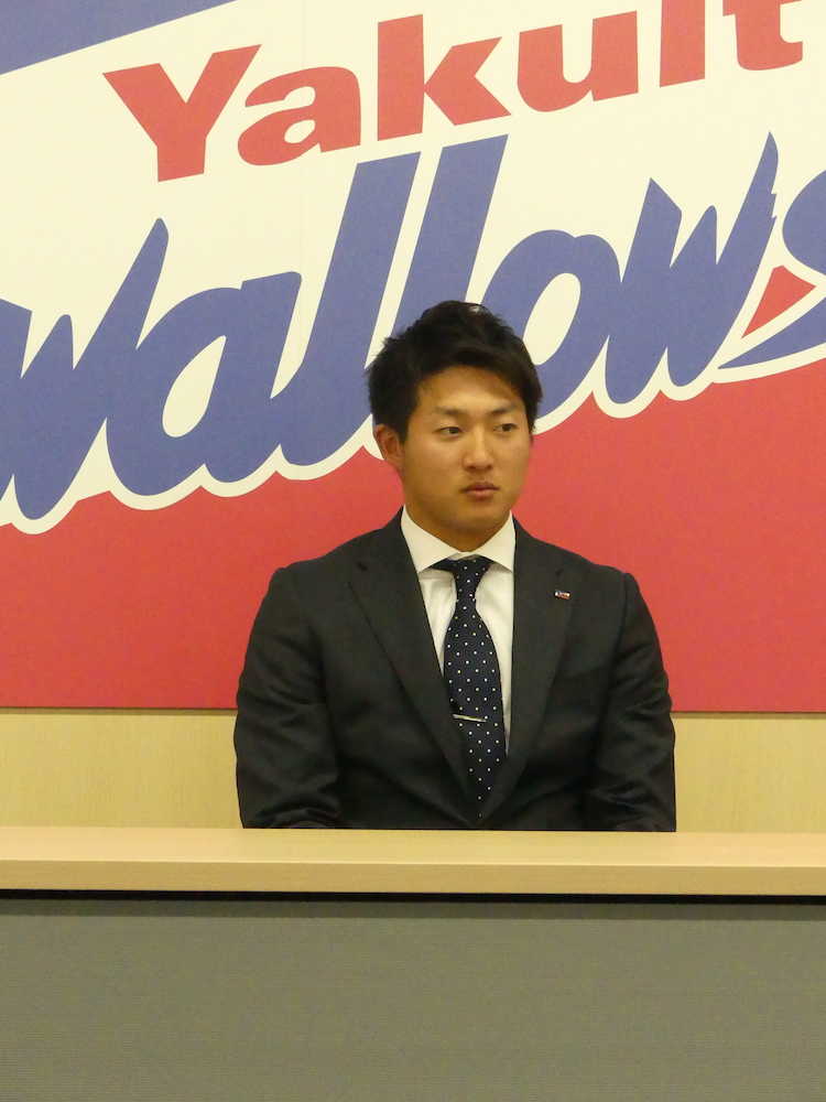 ヤクルト・梅野　４５０万円増の１１００万円でサイン　来季は「５０試合以上は投げたい」