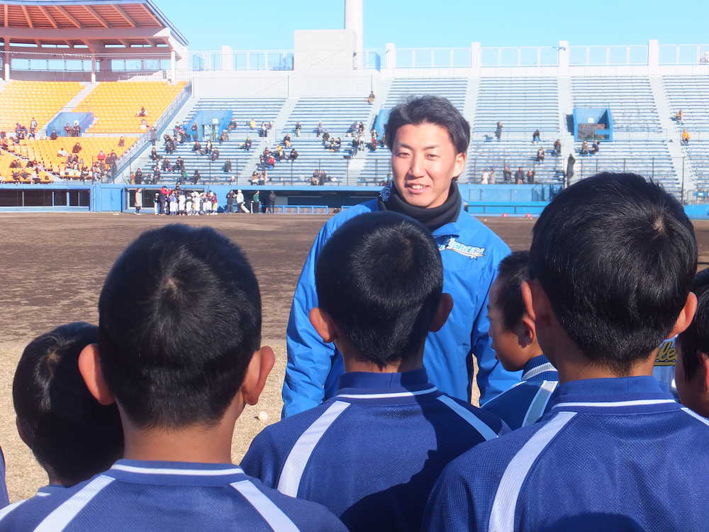 日本ハム浦野、静岡県人会「野球教室」に参加　２４０人の子どもたちと交流