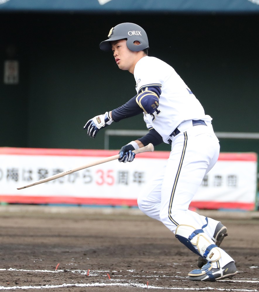 【次のスターはオリまっせ】太田椋内野手　根尾、小園に負けない！決意の初球フルスイング