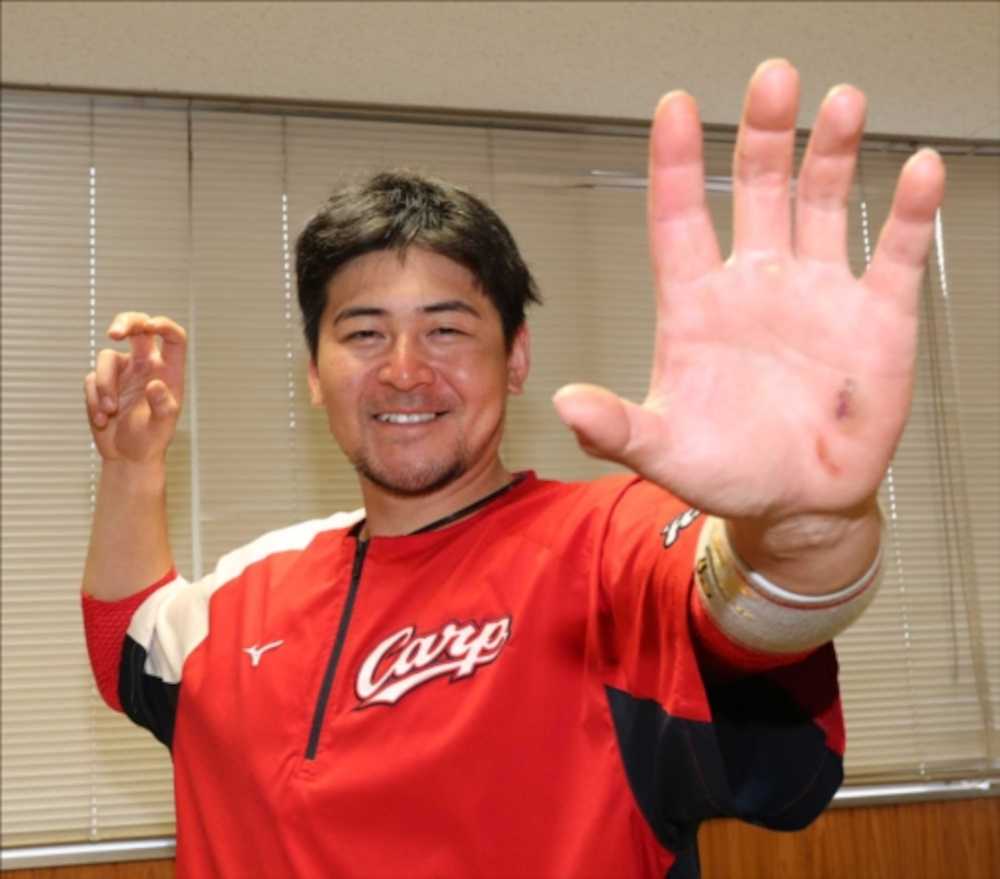 広島選手会長・会沢の決意「満足をしているようでは終わってしまう」
