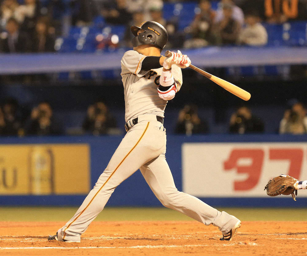 巨人・坂本勇　自身最多更新する開幕から21試合連続出塁