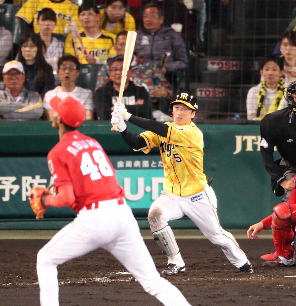 阪神　また近本！11試合連続安打となる三塁打で3点目！