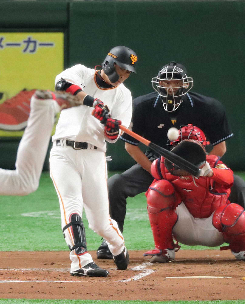 巨人・亀井、今季初1番で2安打1四球「出塁することしか考えていない」