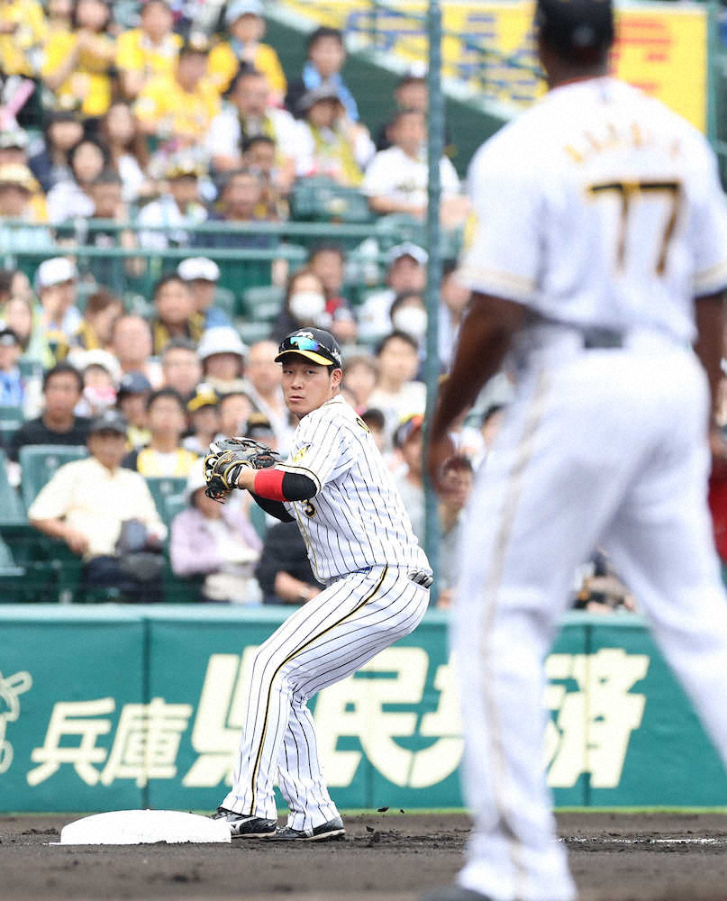 阪神・矢野監督、拙守連発に苦虫「痛いわね」　リーグ断トツ66失策