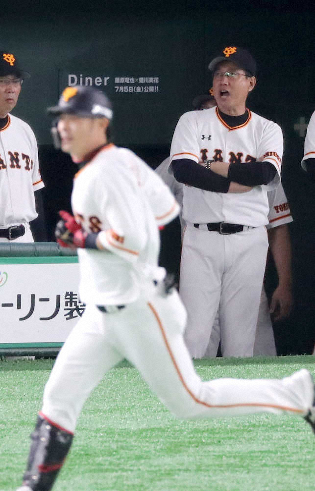 【画像・写真】巨人・亀井、今季2本目先頭弾！会心7号ソロで菅野を援護