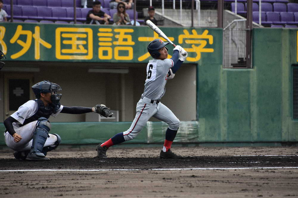 【京都】京都国際、6回コールド勝ちで準々決勝進出　ドラフト候補の上野が4安打4打点