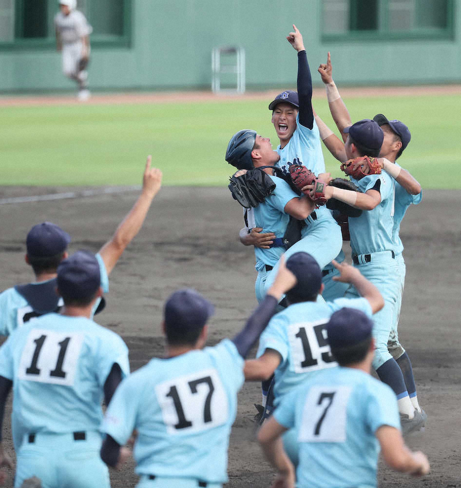 【画像・写真】【滋賀】近江エース林、夏無失点で甲子園切符！昨夏サヨナラ2ランスクイズの雪辱を