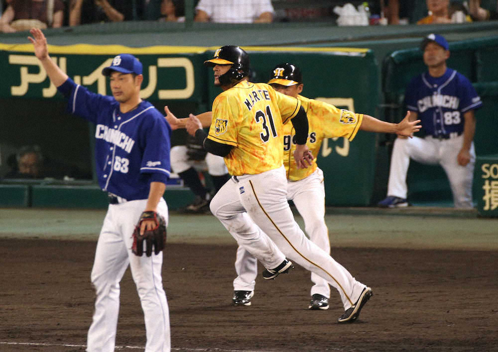 阪神・マルテ　ベースコーチの制止振り切り本塁突入→同点のホームイン
