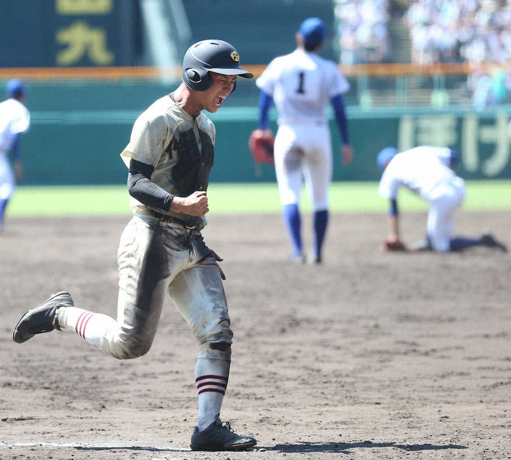 作新学院　栃木9連覇王者の意地　1番・福田が3安打＆3盗塁、決勝ホーム踏む活躍