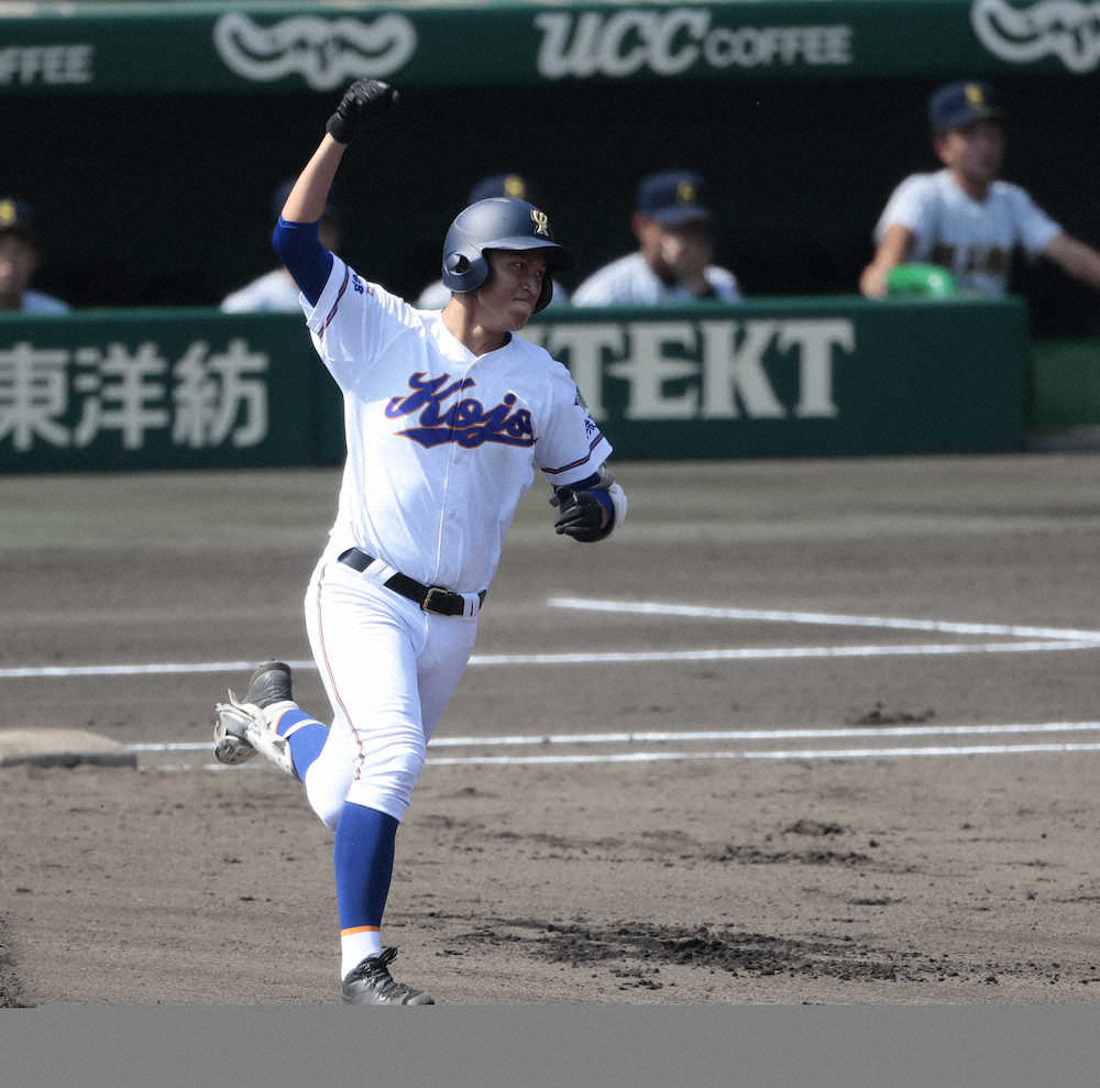 【画像・写真】明石商　延長サヨナラで初の準々決勝進出　最後はスクイズ！宇部鴻城は必勝リレー実らず