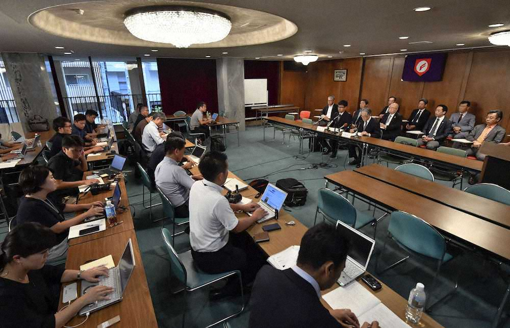 日本高野連の有識者会議「1週間500球」提言へ　甲子園、地方大会も対象
