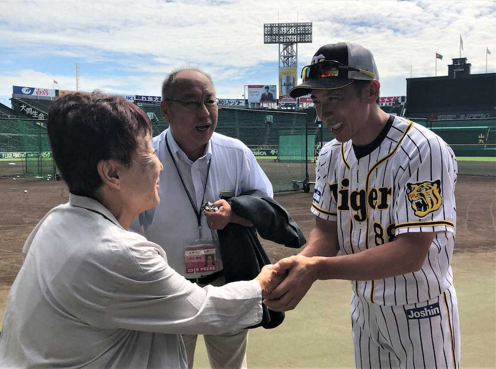 【内田雅也の追球】情緒と勝負の両立――惜別の涙のなか勝ち続けた阪神