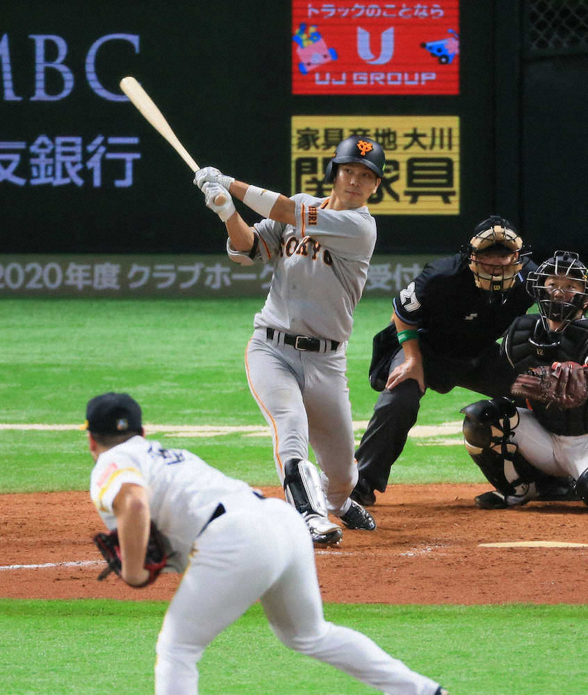巨人・大城「6番・一塁」で日本シリーズ1号「明日につながれば」