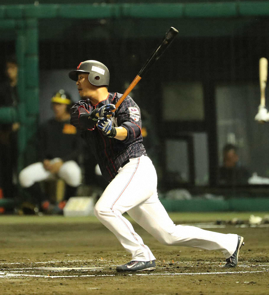 浅村、実戦4試合目で初安打　不慣れ一塁守備も「自分もいい勉強になっている」