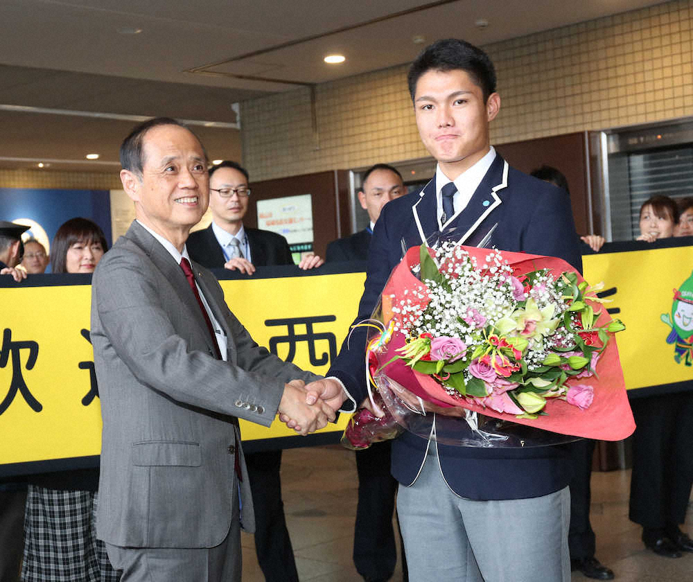 阪神ドラ1西純、岡山の顔になる　しぶこに負けぬ活躍誓う「夢や元気を与えられたら」