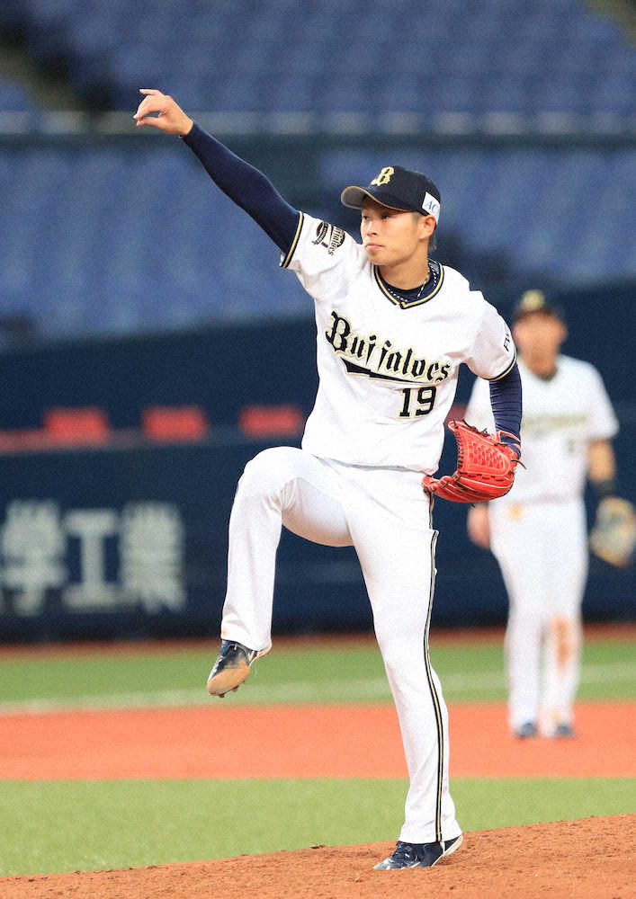 【画像・写真】オリックス・山岡　7回零封8K！巨人・菅野との“開幕投手対決”制す　ドラ5・勝俣が2号V弾