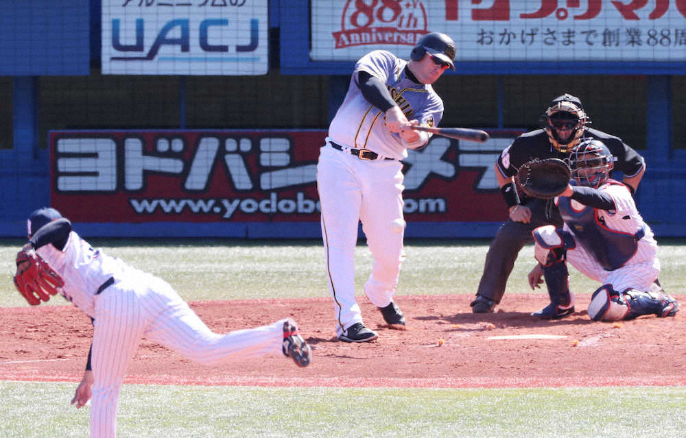 【内田雅也の追球】ゴロが目立つ「フライ打者」――いまだ不発の阪神4番・ボーア